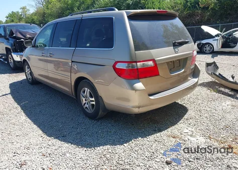 2005 Honda Odyssey Ex z USA, uszkodzony, nr VIN 5FNRL38405B404190